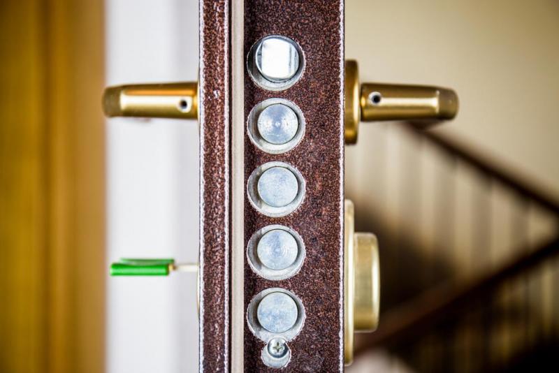 Quels services propose un serrurier 24h/24 &agrave; Omissy ?